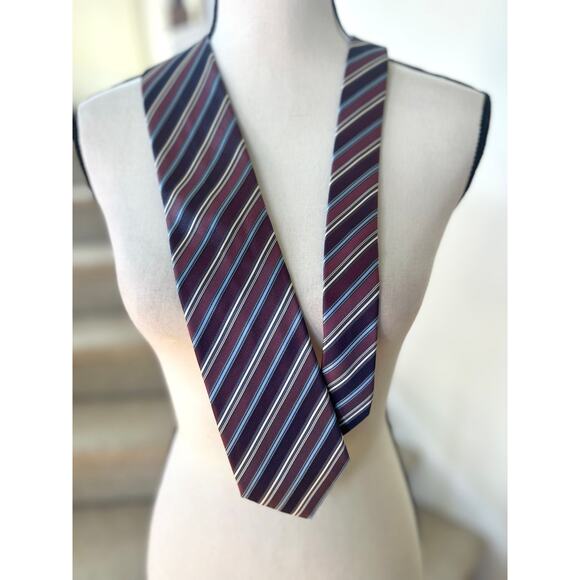 Hugo Boss Purple Plum & Blue Diagonal Stripe Silk Tie - Picture 1 of 5